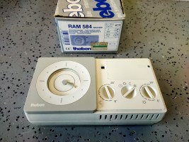 Theben klokthermostaat RAM584 (1)